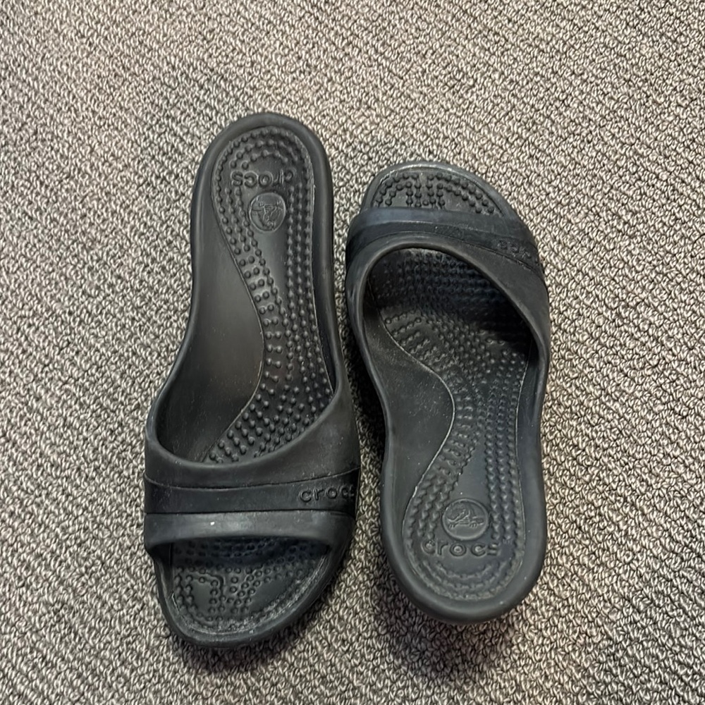CROCS Classic Black Slide Sandals